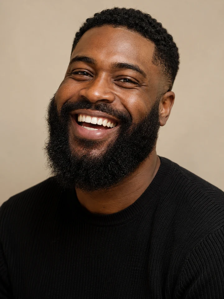 Drag to compare the full beard and the beardless smile (before)