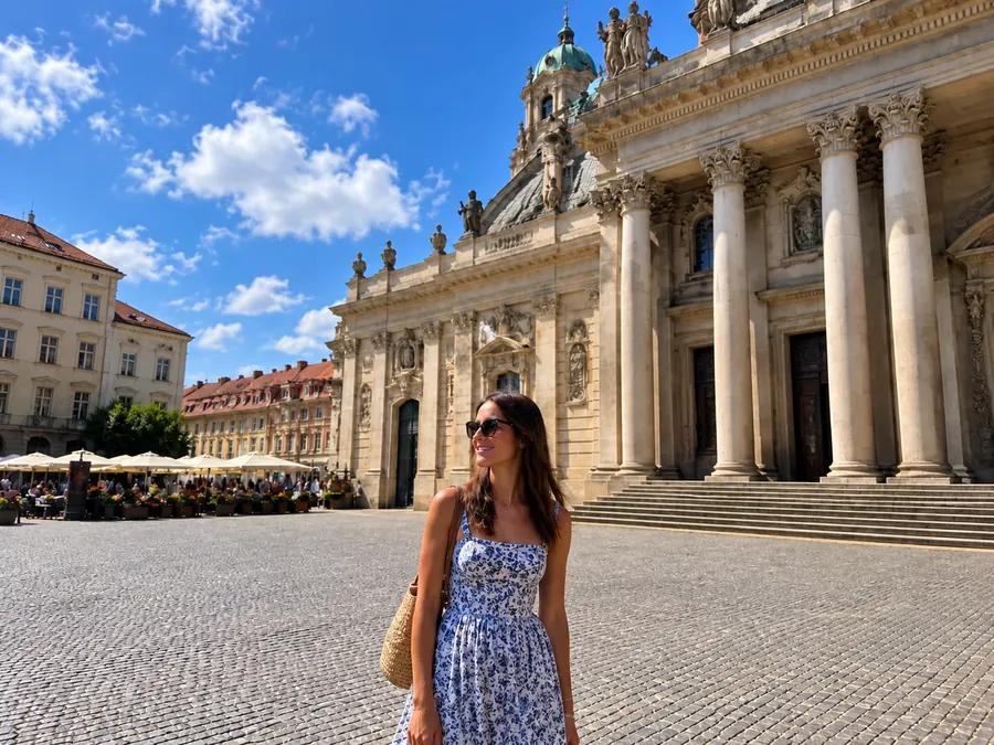 Drag to compare the travel photo before and after removing the heart emojis (after)